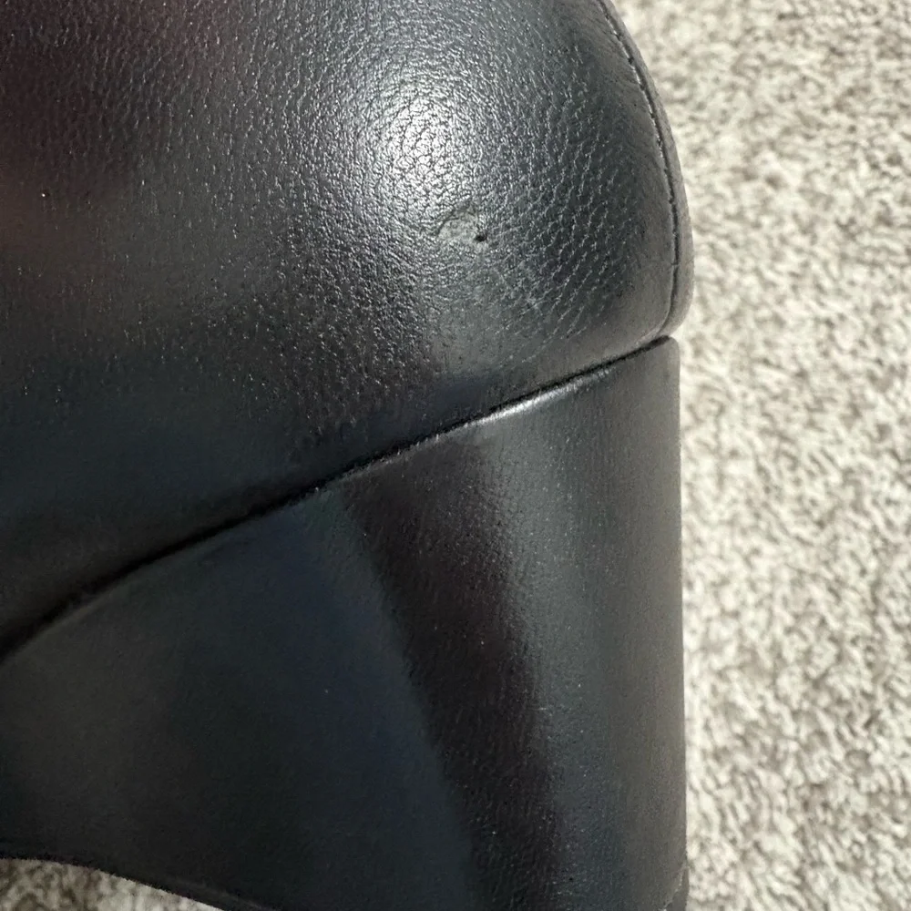 Vionic Stanton Black Leather Wedge Booties – Size 9 - Picture 12 of 12